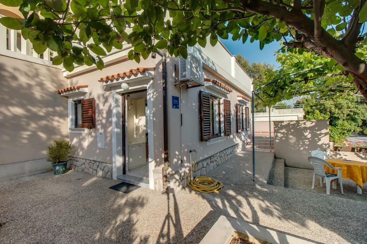 Apartment Simona مالي لوشينغْ المظهر الخارجي الصورة
