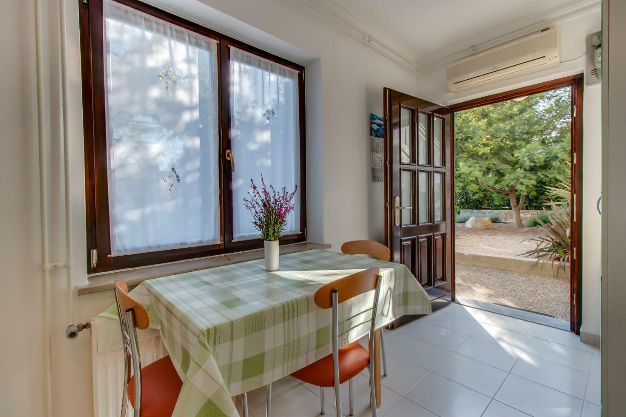 Apartment Simona مالي لوشينغْ المظهر الخارجي الصورة